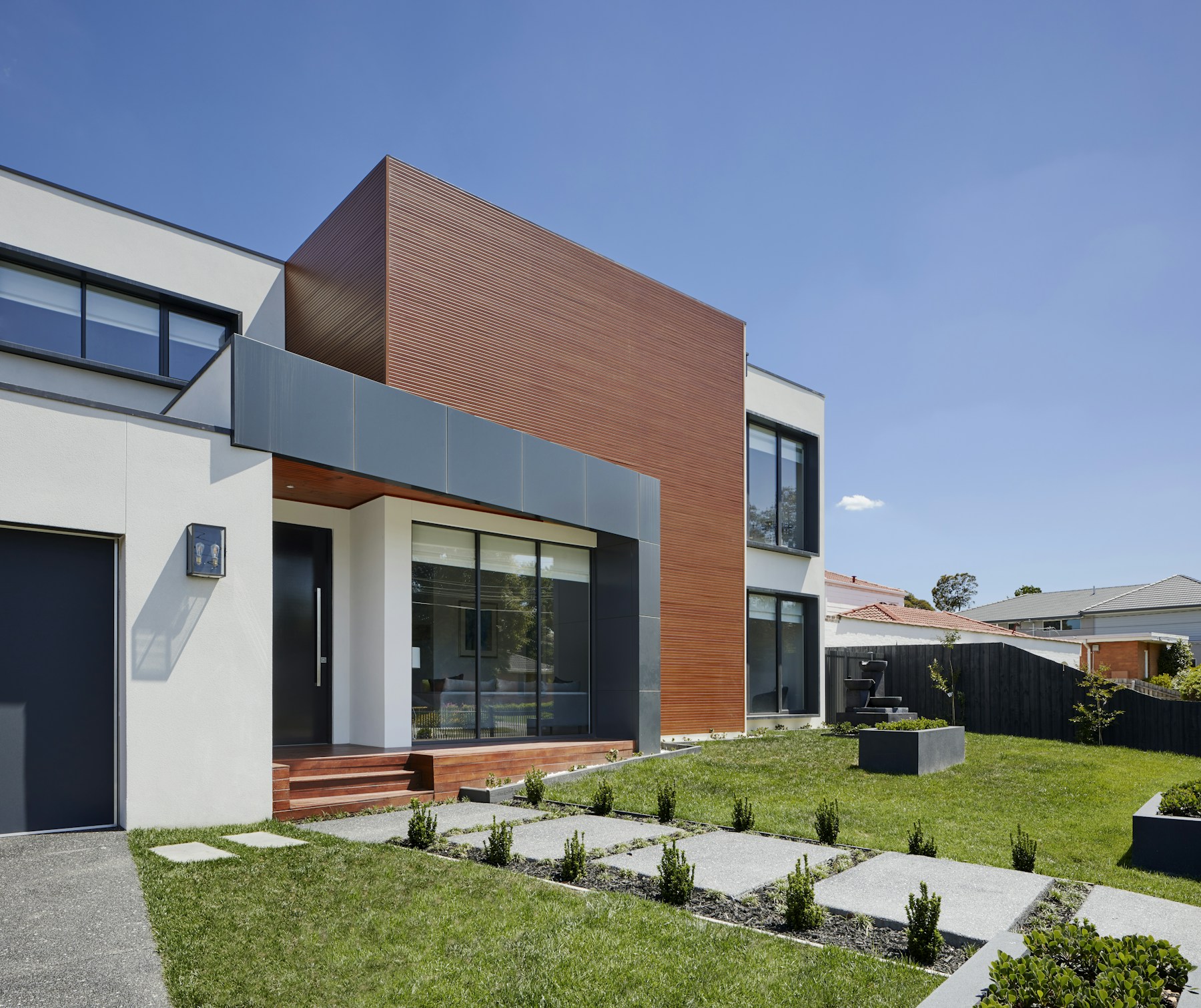 Akşam Işığında Villa Atmosferi